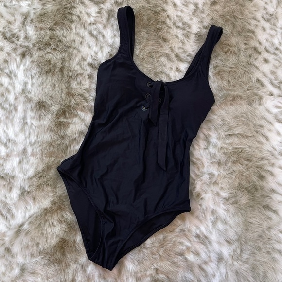 Aerie Grommet Scoop One Piece Swimsuit - Picture 8 of 10